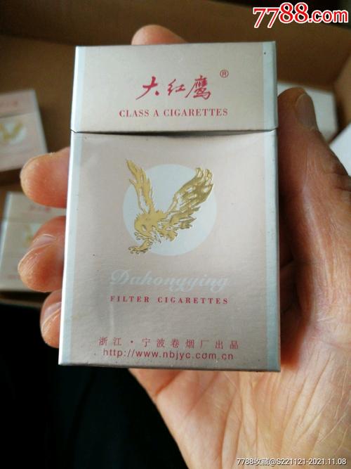揭秘5元大红鹰香烟总仓，探寻低价烟草背后的秘密